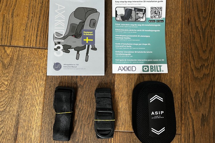What was inside the Axkid Mini 3 box