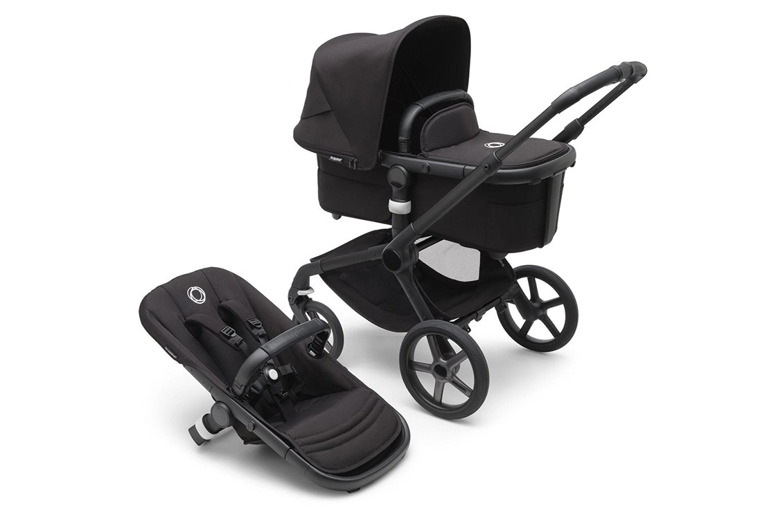 Bugaboo Fox 5 seat unit and carrycot in studio