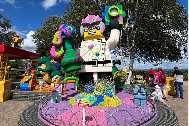 LegolandColourfulSculpture