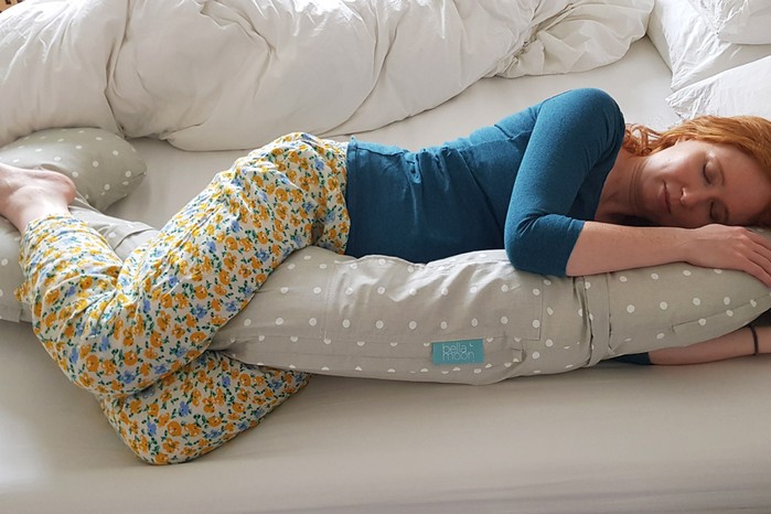 pregnancy-pillow-sleep