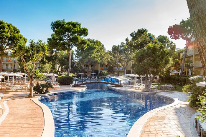 Zafio Mallorca pool