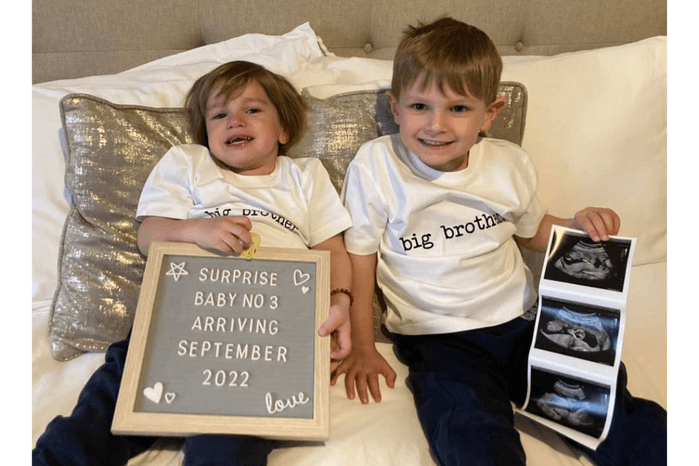 pregnancy announcement