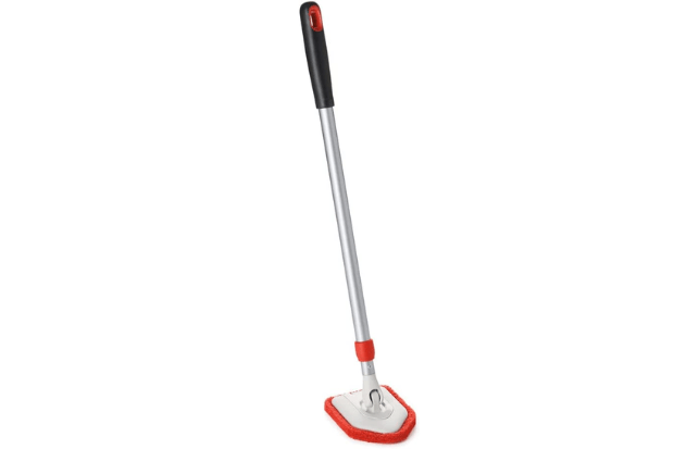 Tiles OXO Good Grips Extendable Tub and Tile Scrubber