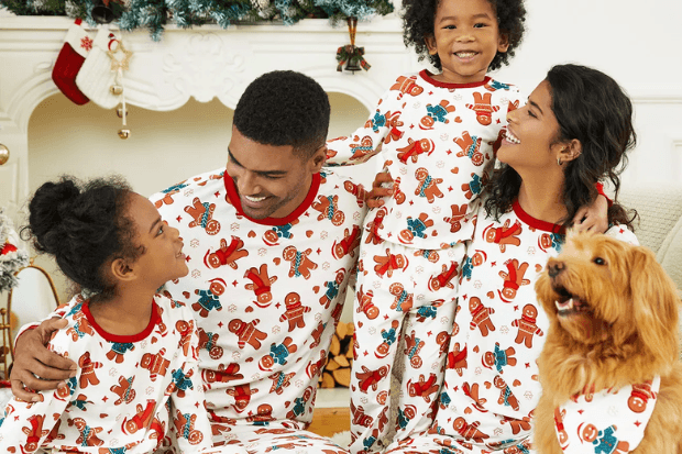 Christmas Cartoon Gingerbread Man Allover Print Family Matching Pajamas Sets